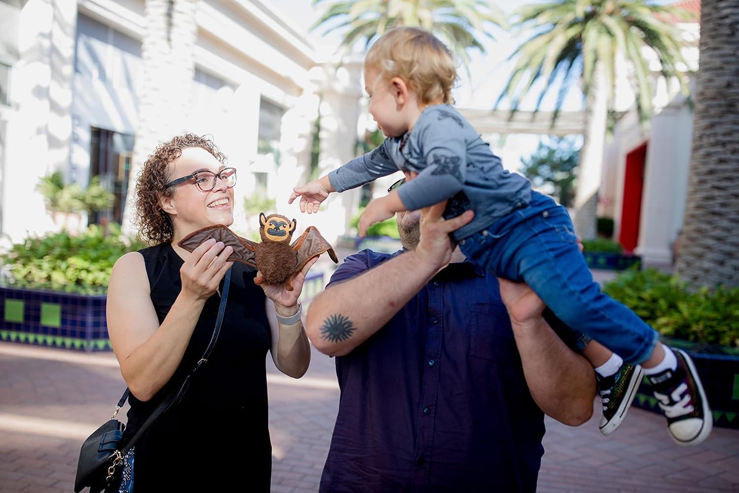 imageJoovy528 Brody The Hawaiian Hoary Bat Gift Set National Park Foundation EditionBrody The Hawaiian Hoary Bat